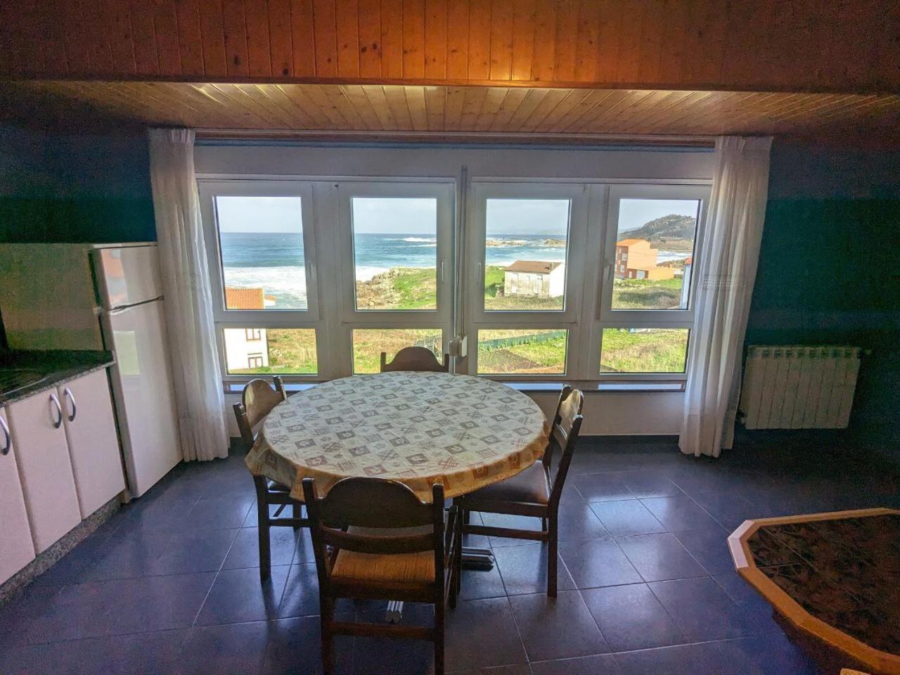 Hotel Vivienda Turistica Vacacional Maricarmen Arou Exterior foto