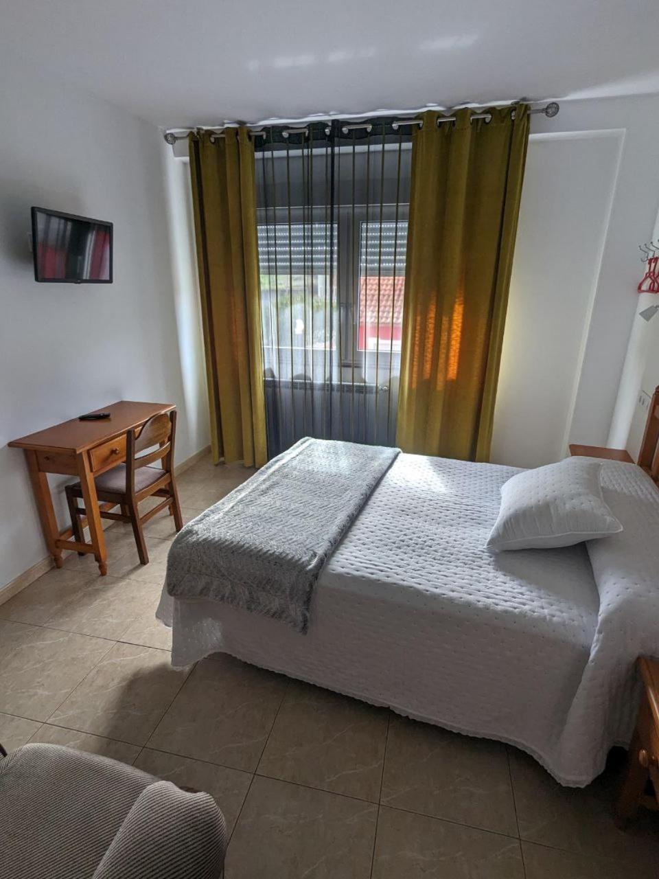 Hotel Vivienda Turistica Vacacional Maricarmen Arou Exterior foto