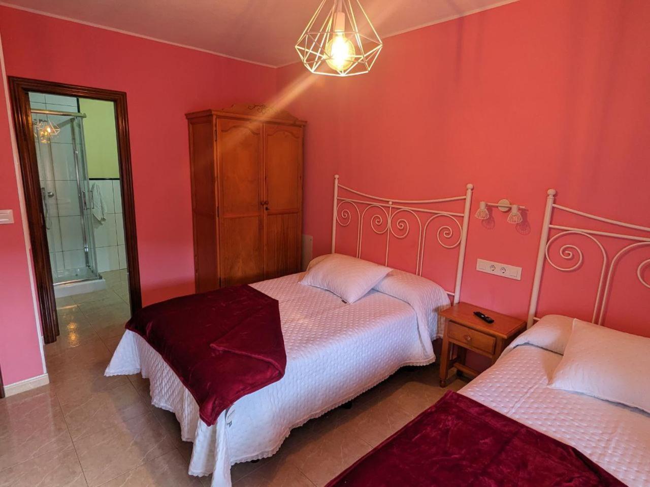 Hotel Vivienda Turistica Vacacional Maricarmen Arou Exterior foto